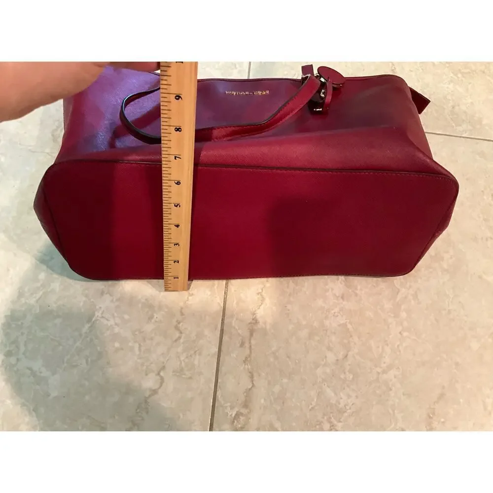 Michael Kors Women's Fashion Burgundy Leather Inner Zip Pocket Handbag Tote Bag‎